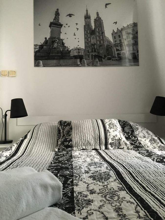Old Cracow Apartments 크라쿠프 외부 사진